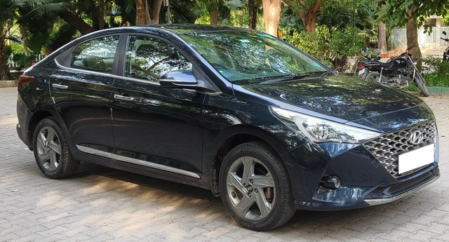 Second-hand 2021 Hyundai Verna SX IVT for sale in New Delhi-13
