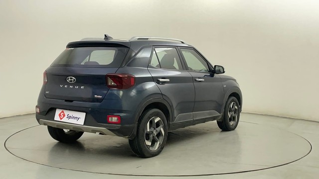 Second-hand 2019 Hyundai Venue SX Turbo Executive for sale in Bangalore-3