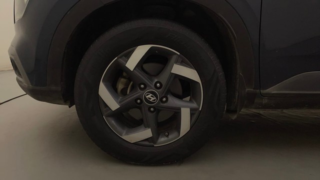 Second-hand 2019 Hyundai Venue SX Turbo Executive for sale in Bangalore-20