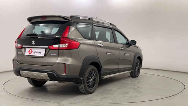 Second-hand 2022 Maruti Suzuki XL6 Alpha AT for sale in Pune-3