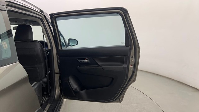 Second-hand 2022 Maruti Suzuki XL6 Alpha AT for sale in Pune-30