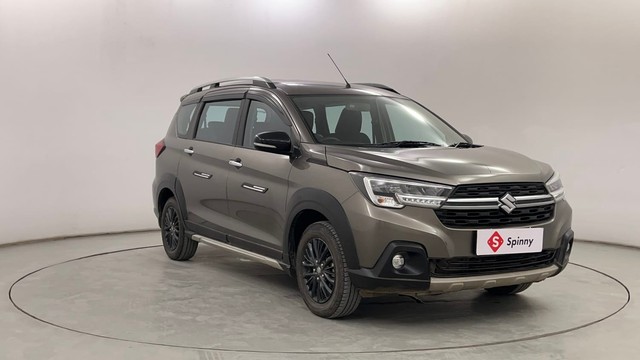 Second-hand 2022 Maruti Suzuki XL6 Alpha AT for sale in Pune-1