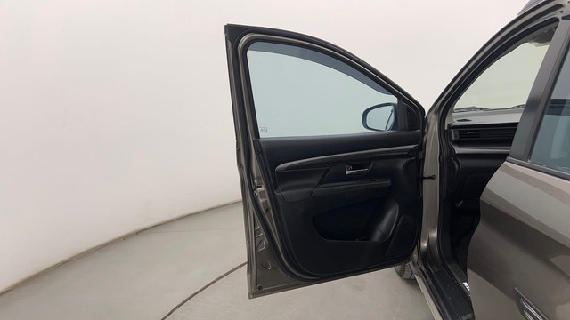 Second-hand 2022 Maruti Suzuki XL6 Alpha AT for sale in Pune-29