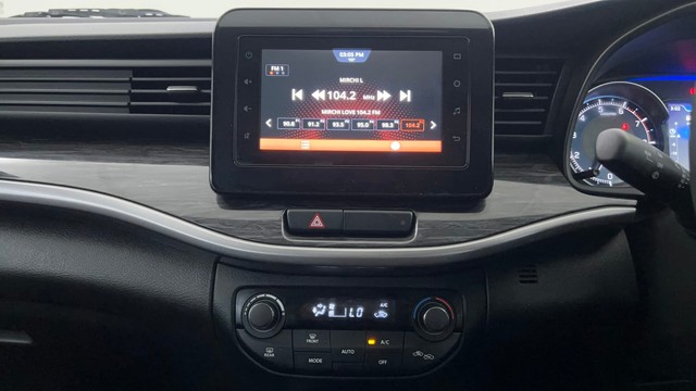 Second-hand 2022 Maruti Suzuki XL6 Alpha AT for sale in Pune-27