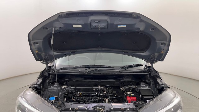 Second-hand 2022 Maruti Suzuki XL6 Alpha AT for sale in Pune-8