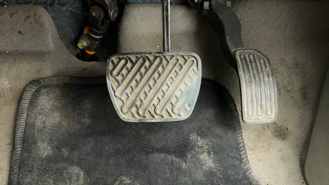 Second-hand 2015 Nissan Micra XV CVT for sale in Pune-14