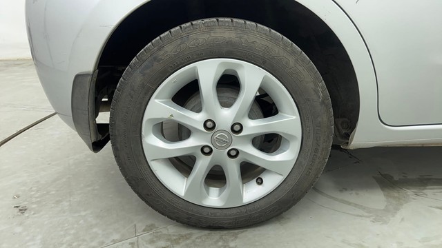 Second-hand 2015 Nissan Micra XV CVT for sale in Pune-18