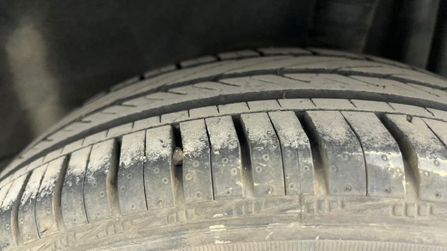 Second-hand 2015 Nissan Micra XV CVT for sale in Pune-29