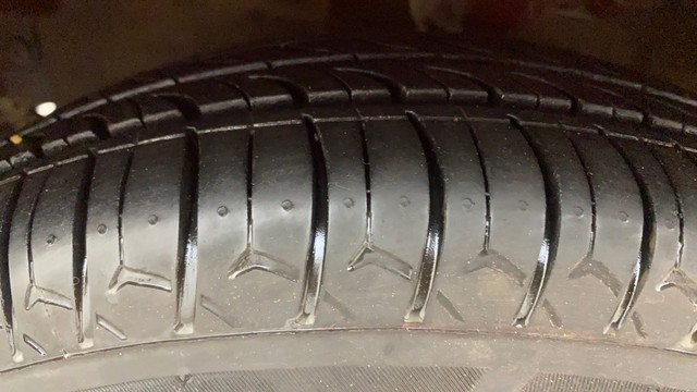 Second-hand 2012 Hyundai i10 Sportz for sale in Hyderabad-30