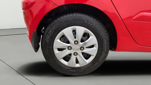 Second-hand 2012 Hyundai i10 Sportz for sale in Hyderabad-24