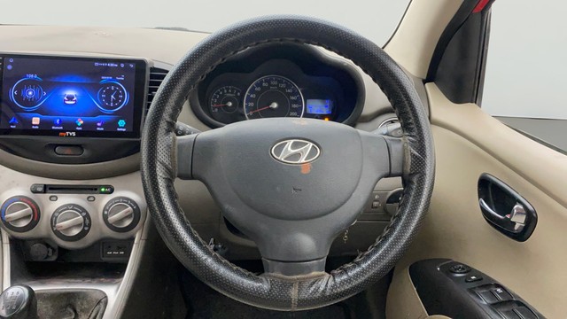 Second-hand 2012 Hyundai i10 Sportz for sale in Hyderabad-12