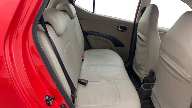 Second-hand 2012 Hyundai i10 Sportz for sale in Hyderabad-16