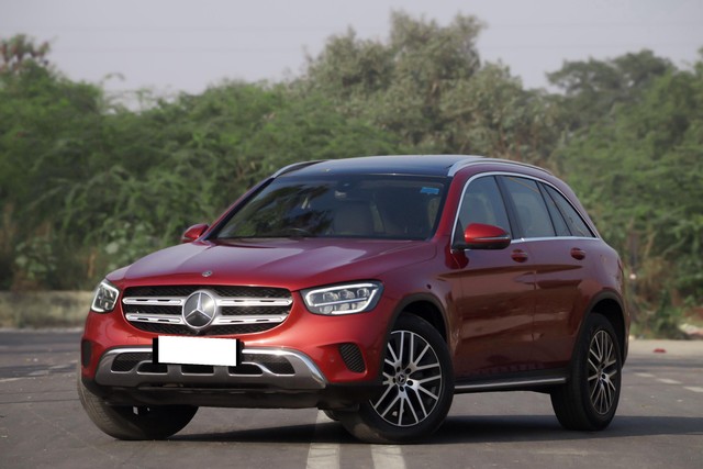 Second-hand 2021 Mercedes-Benz GLC 200 for sale in New Delhi-4