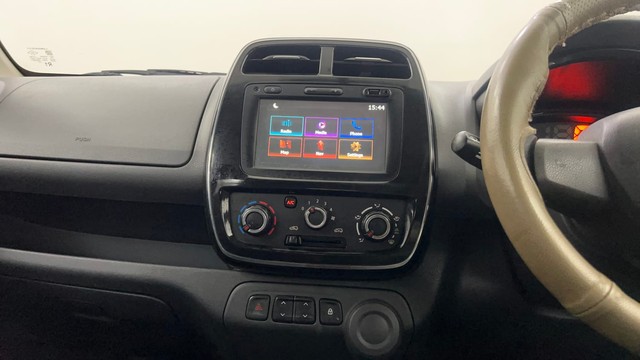 Second-hand 2016 Renault KWID 1.0 AMT RXT for sale in Pune-29