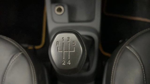 Second-hand 2016 Renault KWID 1.0 AMT RXT for sale in Pune-12