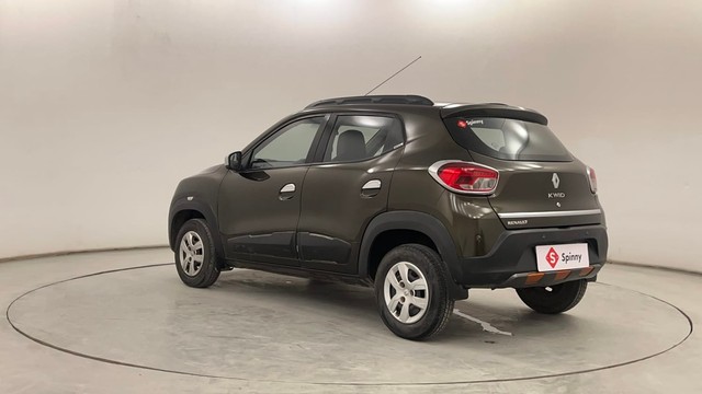 Second-hand 2016 Renault KWID 1.0 AMT RXT for sale in Pune-5