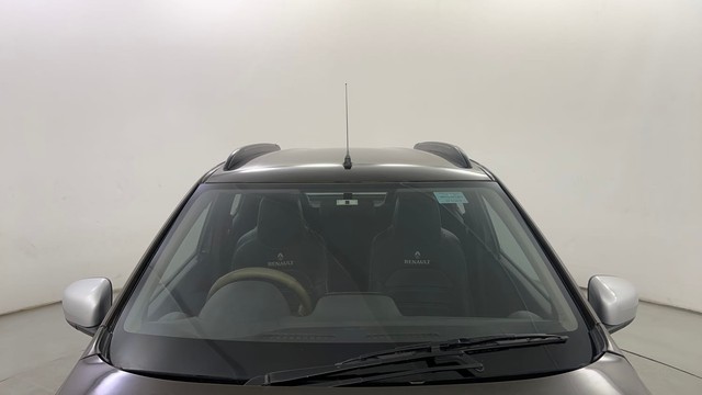 Second-hand 2016 Renault KWID 1.0 AMT RXT for sale in Pune-10