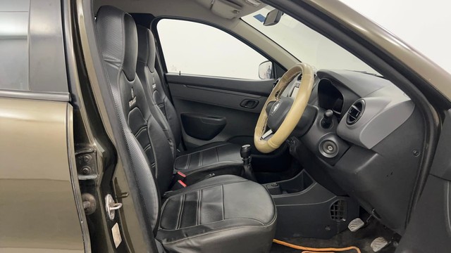 Second-hand 2016 Renault KWID 1.0 AMT RXT for sale in Pune-15