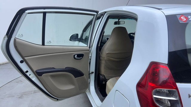 Second-hand 2012 Hyundai i10 Magna 1.2 for sale in Hyderabad-37