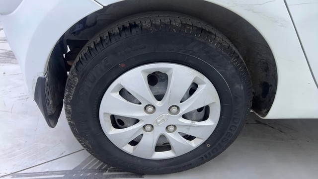 Second-hand 2012 Hyundai i10 Magna 1.2 for sale in Hyderabad-18