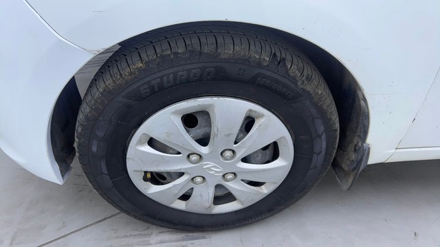 Second-hand 2012 Hyundai i10 Magna 1.2 for sale in Hyderabad-20