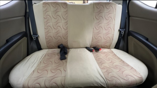 Second-hand 2012 Hyundai i10 Magna 1.2 for sale in Hyderabad-28