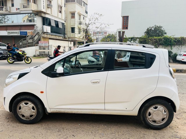 Second-hand 2012 Chevrolet Beat LT for sale in Vadodara-3