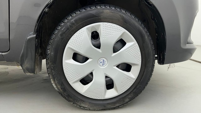 Second-hand 2016 Maruti Alto K10 VXI AMT for sale in Ahmedabad-17