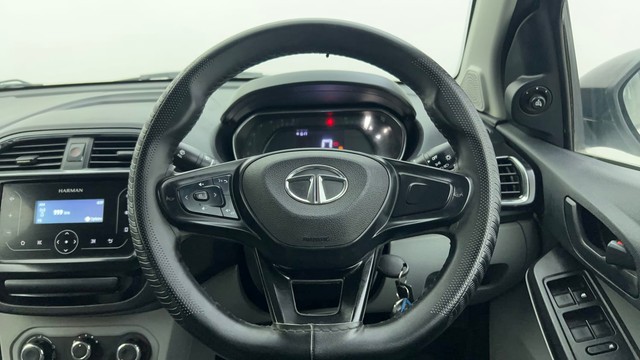 Second-hand 2022 Tata Tiago 1.2 Revotron XT for sale in Ahmedabad-23