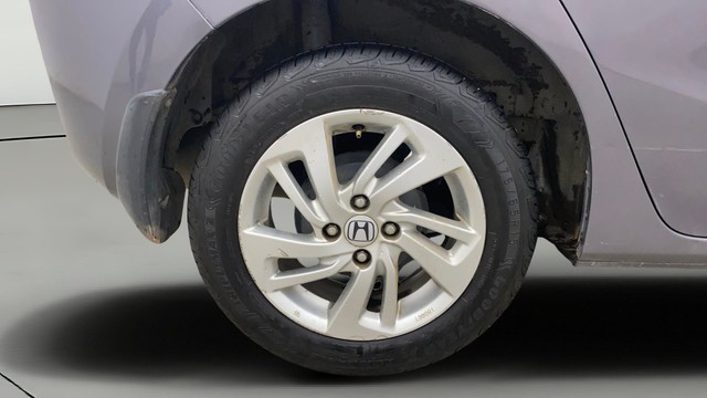 Second-hand 2017 Honda Jazz 1.2 VX i VTEC for sale in Gulbarga-24