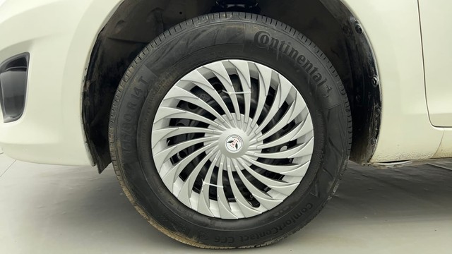 Second-hand 2013 Maruti Swift Dzire VXI for sale in Ahmedabad-20