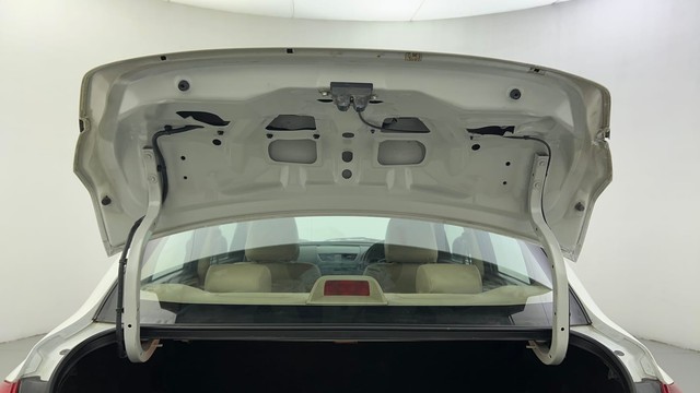 Second-hand 2013 Maruti Swift Dzire VXI for sale in Ahmedabad-23