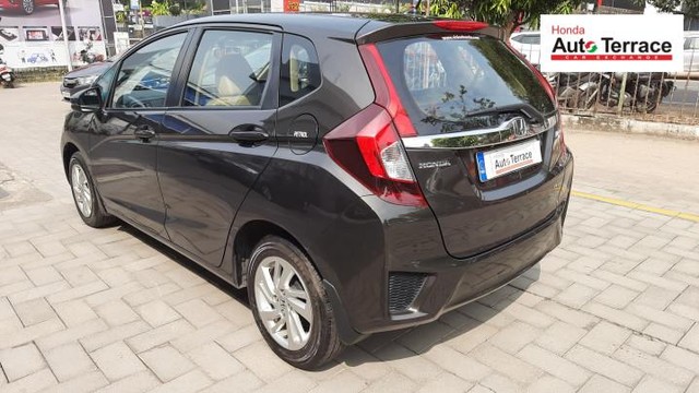 Second-hand 2017 Honda Jazz V CVT for sale in Kottayam-5