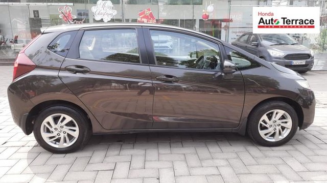 Second-hand 2017 Honda Jazz V CVT for sale in Kottayam-1