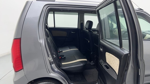 Second-hand 2017 Maruti Wagon R VXI for sale in Ghaziabad-38