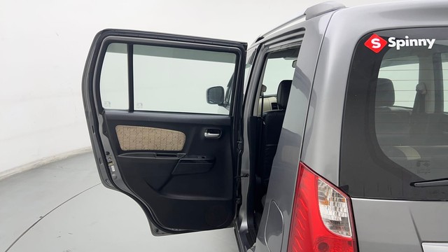 Second-hand 2017 Maruti Wagon R VXI for sale in Ghaziabad-30