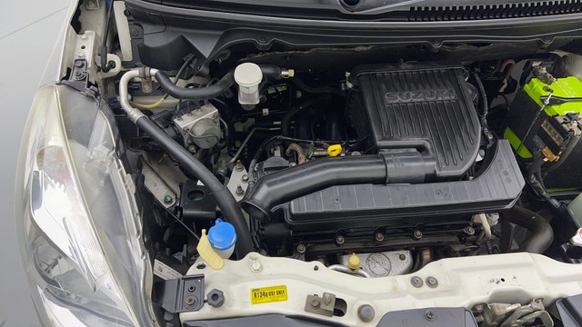 Second-hand 2015 Maruti Suzuki Ertiga ZXI for sale in Coimbatore-40