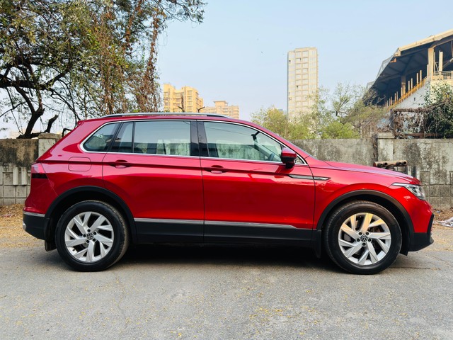 Second-hand 2023 Volkswagen Tiguan 2.0 TSI Elegance BSVI for sale in Mumbai-1
