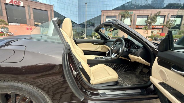 Second-hand 2016 BMW Z4 sDrive 35i Prestige for sale in New Delhi-9