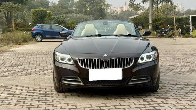 Second-hand 2016 BMW Z4 sDrive 35i Prestige for sale in New Delhi-4