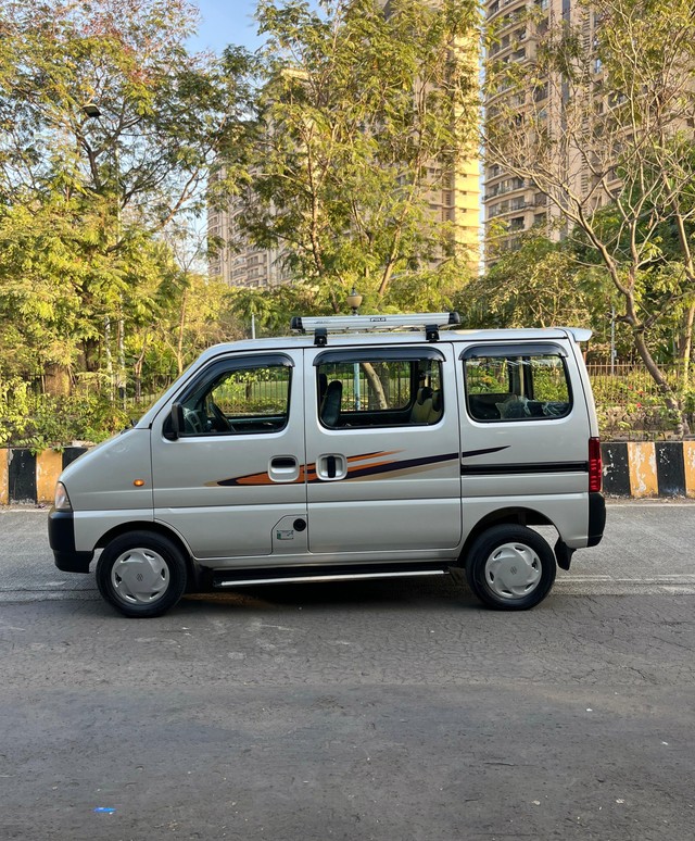 Maruti Eeco 5 Seater AC CNG BSVI Second-hand 2022 Maruti Eeco 5 Seater AC CNG BSVI for sale in Mumbai-2