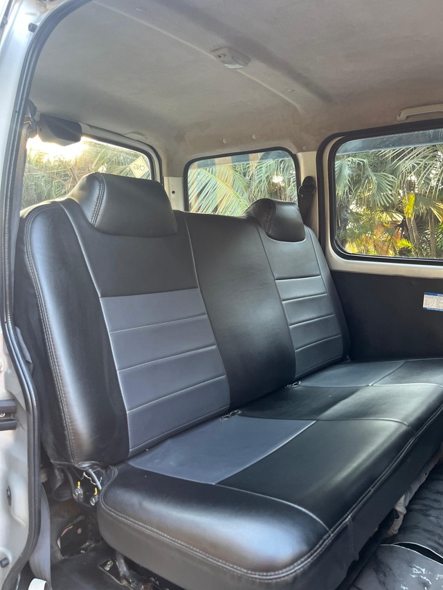 Maruti Eeco 5 Seater AC CNG BSVI Second-hand 2022 Maruti Eeco 5 Seater AC CNG BSVI for sale in Mumbai-42