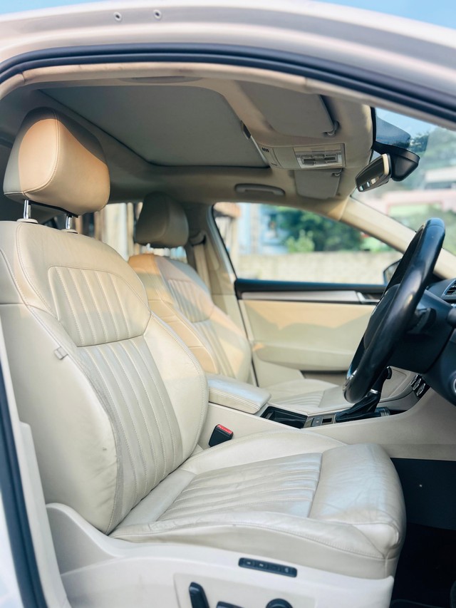 Second-hand 2016 Skoda Superb LK 1.8 TSI AT for sale in Chennai-3