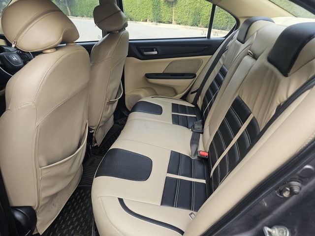 Second-hand 2020 Honda Amaze S CVT Petrol for sale in New Delhi-3