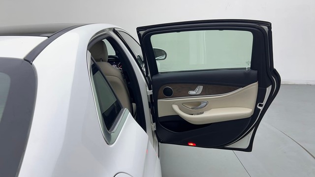 Second-hand 2018 Mercedes-Benz E-Class E200 Edition E for sale in Gurgaon-27