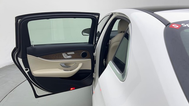 Second-hand 2018 Mercedes-Benz E-Class E200 Edition E for sale in Gurgaon-24