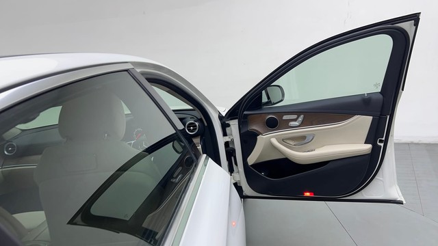 Second-hand 2018 Mercedes-Benz E-Class E200 Edition E for sale in Gurgaon-16