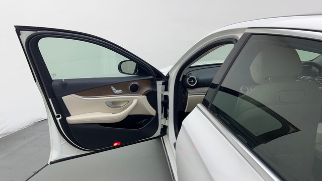 Second-hand 2018 Mercedes-Benz E-Class E200 Edition E for sale in Gurgaon-23