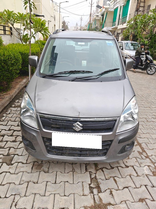 Second-hand 2016 Maruti Suzuki Wagon R AMT VXI for sale in Jhansi-0
