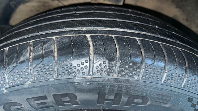 Second-hand 2023 Maruti Suzuki XL6 Zeta AT for sale in Gurgaon-40